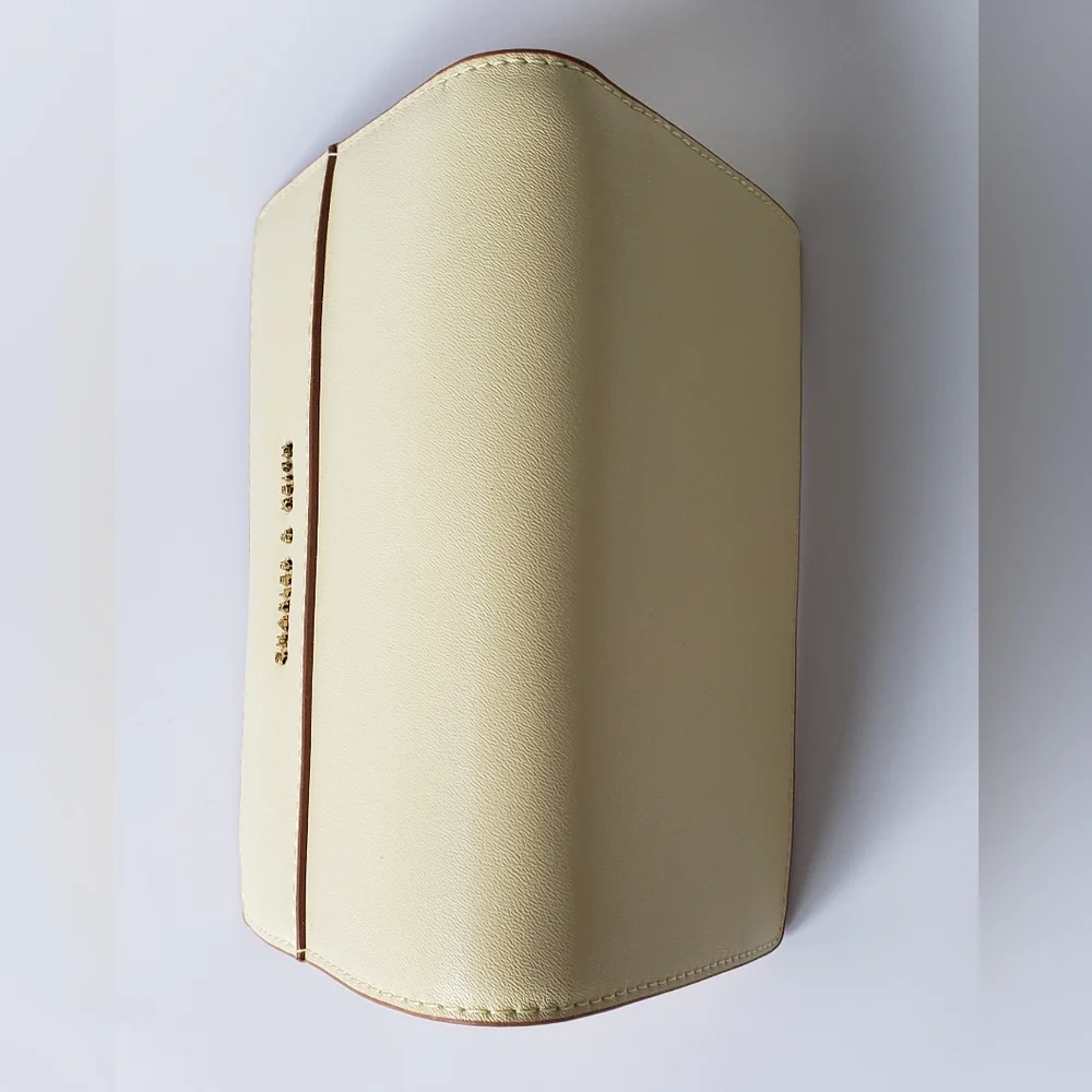 Charles & Keith Cadence Top-Zip Wallet Buttery Yellow